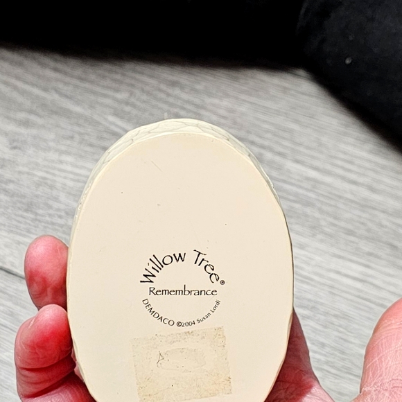 2004 Susan Lordi Willow Tree Remembrance Box of Memories Sm Trinket/ Ring Box - Picture 4 of 11